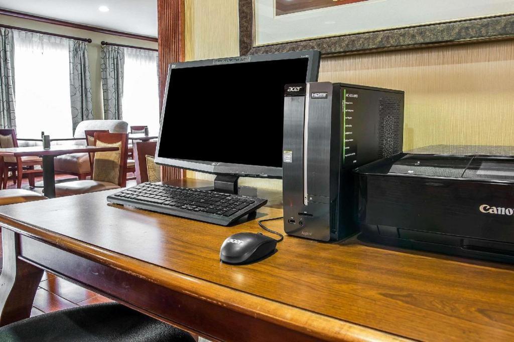 Comfort Inn & Suites University South Ann Arbor Zewnętrze zdjęcie