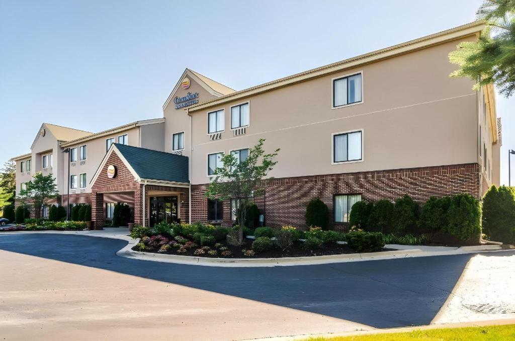 Comfort Inn & Suites University South Ann Arbor Zewnętrze zdjęcie